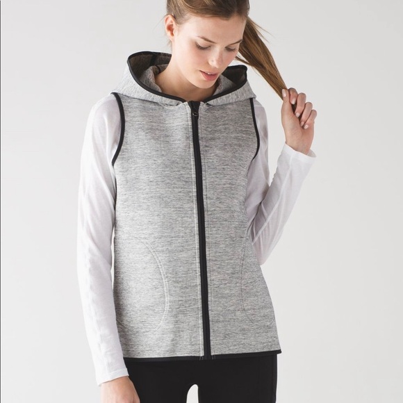 lululemon athletica Jackets & Blazers - Lululemon  Insculpt Reversible Vest
